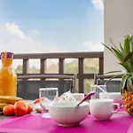 L'esquinade F6 225 By Interhome Daire Saint-Raphaël