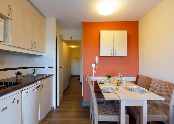 L'esquinade F6 225 By Interhome Saint-Raphael (Var)