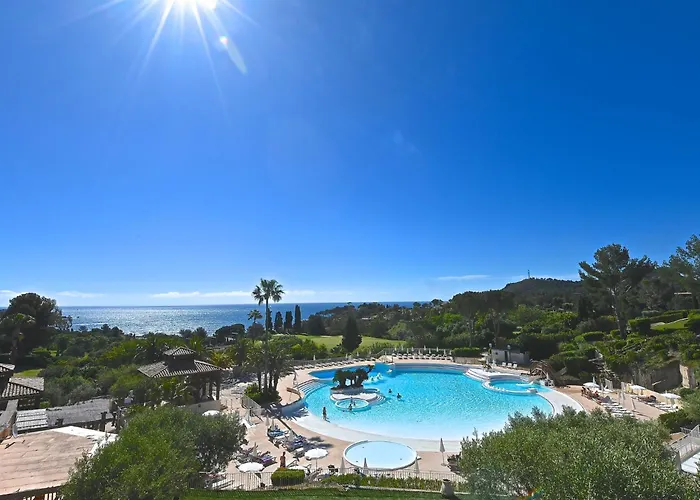 L'esquinade F6 225 By Interhome *